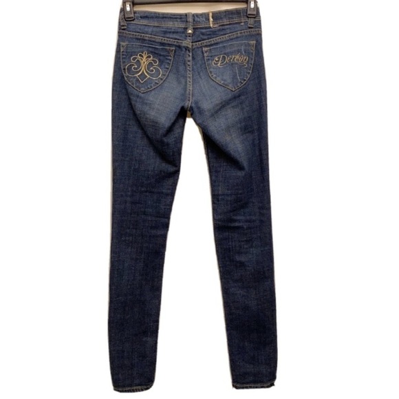 DEREON JEAN Skinny Distressed 8” Rise Embroidered - Picture 3 of 5